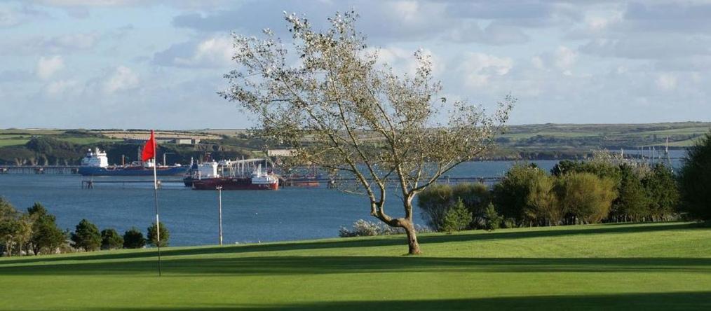Sea View Luxury 5 Star Cottage Near Milford Marina Milford Haven Extérieur photo